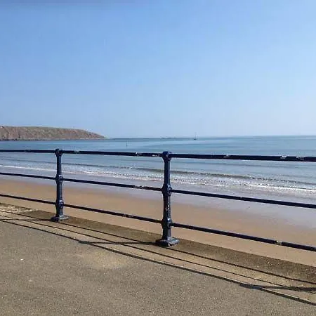 Seascape, * Filey